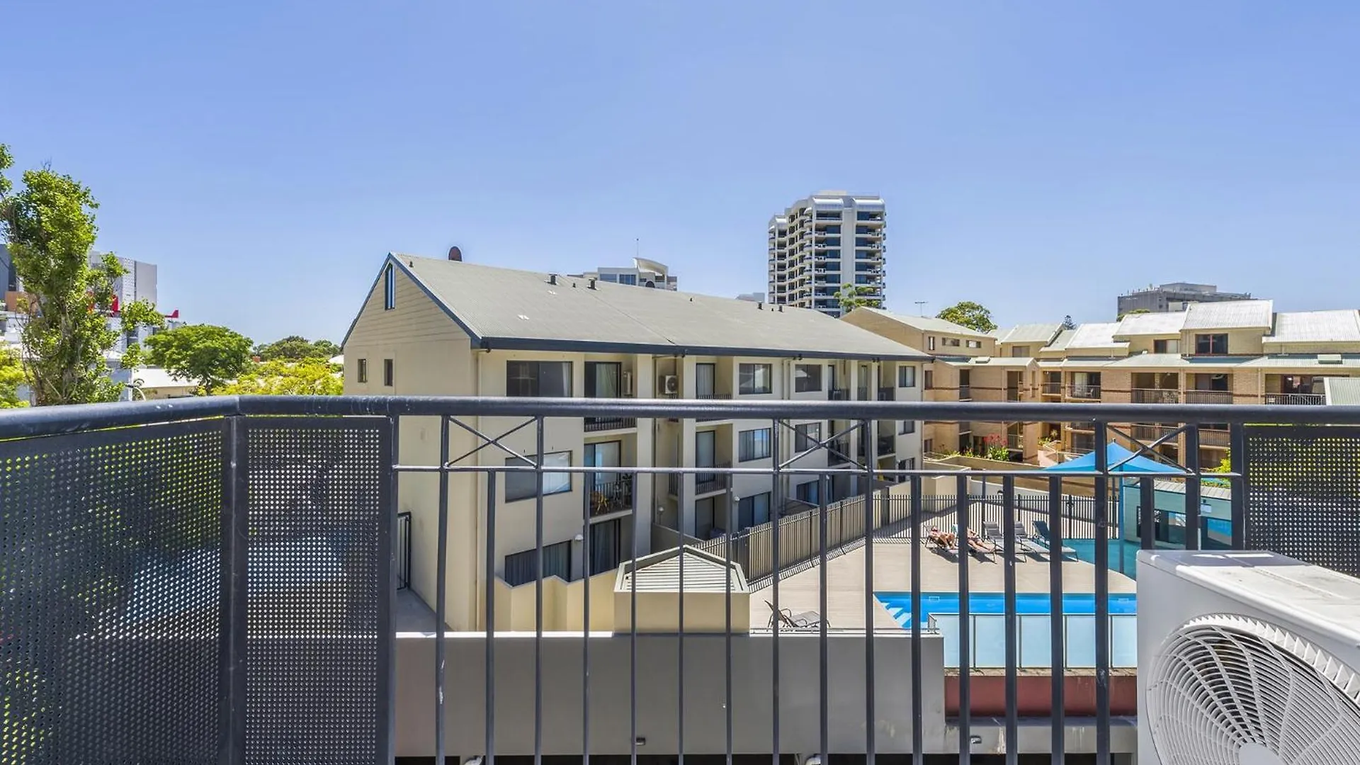 Central Perth 2-Bed Apartment With Pool & Gym 0*,  Australia